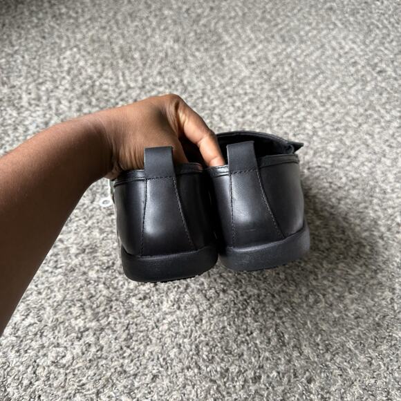 CROCS Loafers Non Slip On Work Shoes Black Leather Size 12 Tummler NEW main image 2